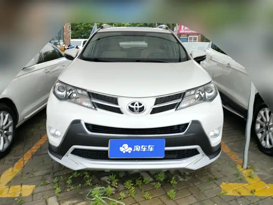 Toyota RAV4 2014