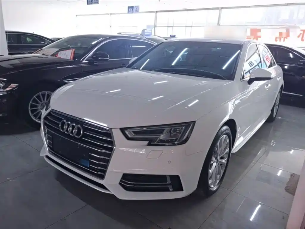 Audi A4L 2020 — фото 2