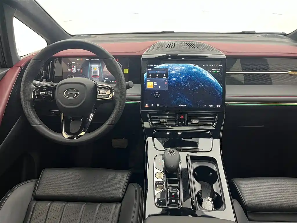 GAC Motor Trumpchi M8 2024 — фото 11