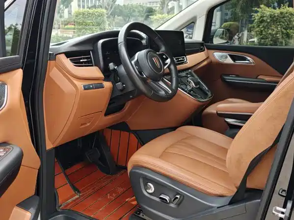 Hongqi HQ9 2023