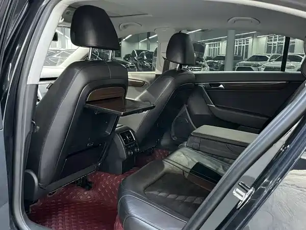 Volkswagen Magotan 2015