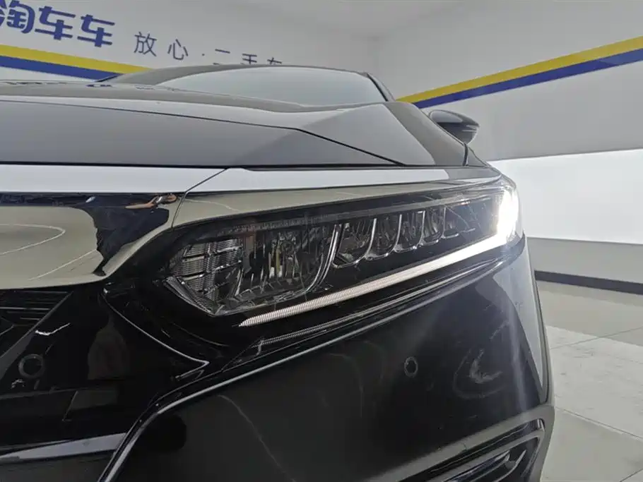Honda Accord 2020 — фото 5