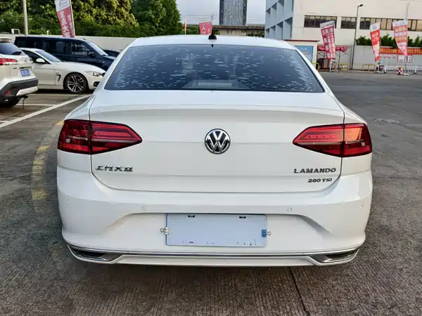 Volkswagen Lamando 2021