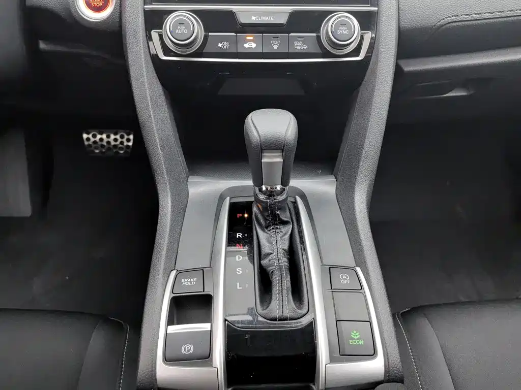 Honda Civic 2022 — фото 13