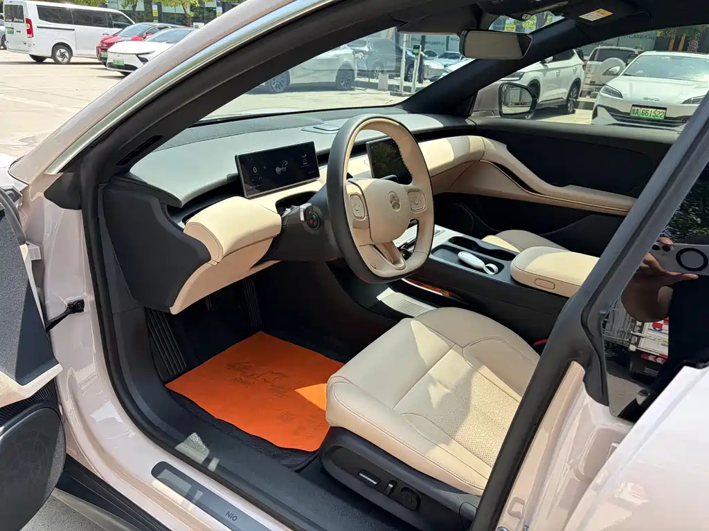 NIO ET5T 2023