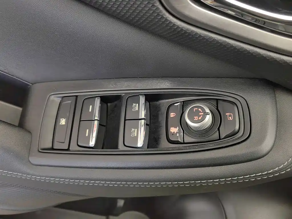 Subaru Forester 2019 — фото 9