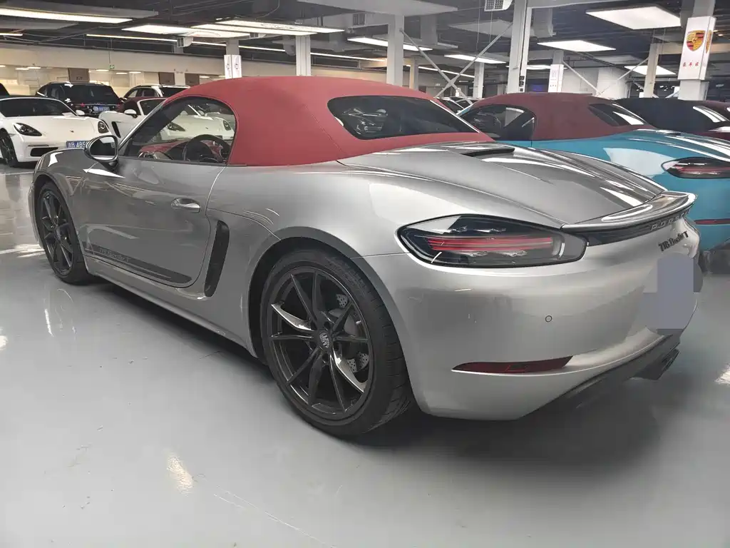 Porsche 718 2022 — фото 18