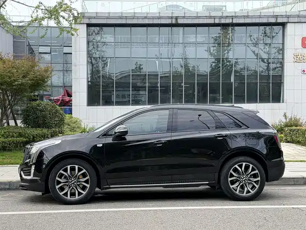 Cadillac XT5 2023