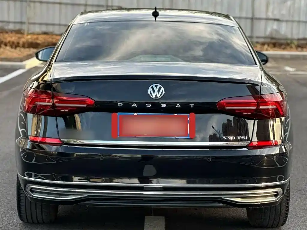Volkswagen Passat 2019 — фото 7