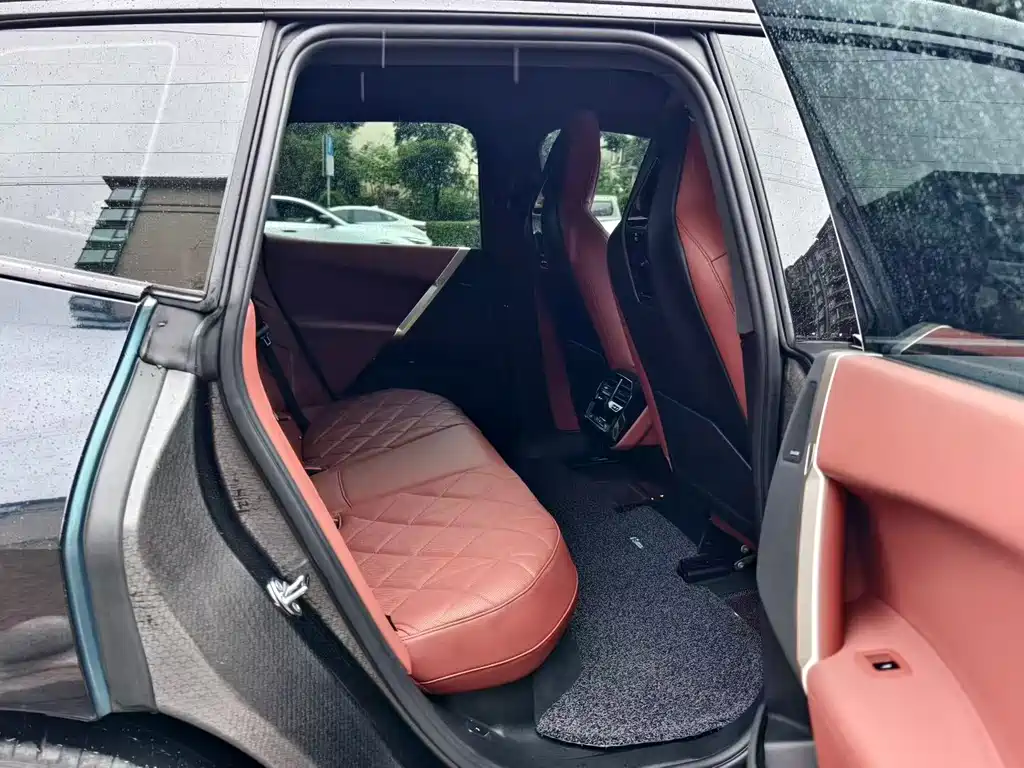 BMW iX 2024