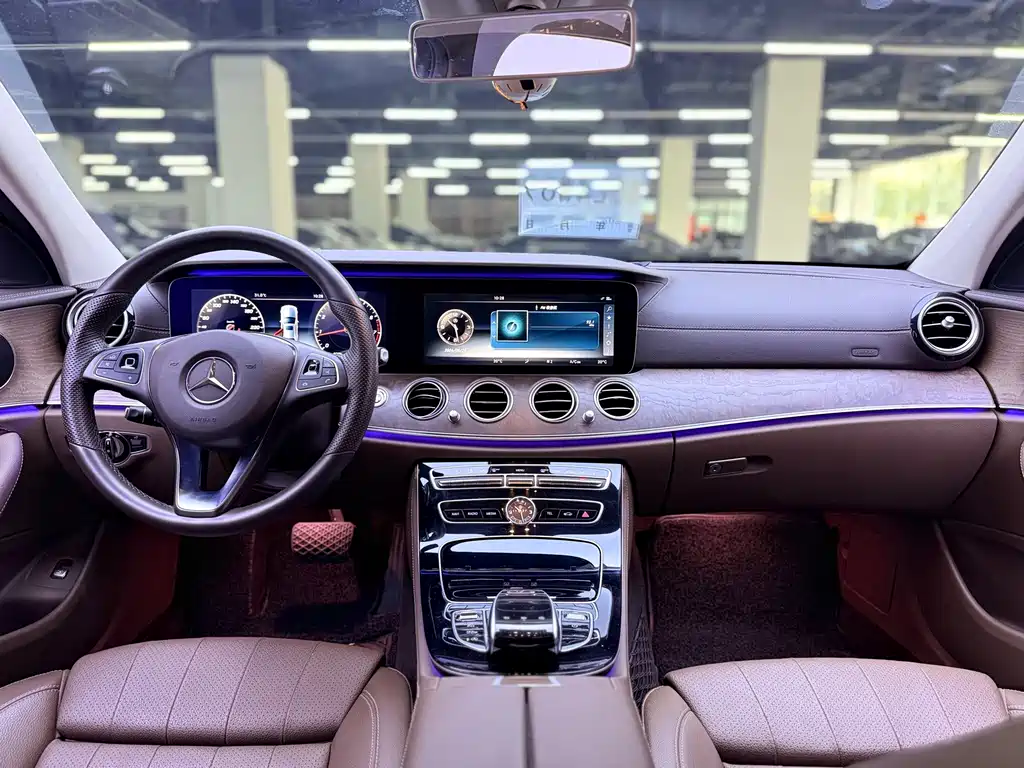Mercedes-Benz E-Class 2017 — фото 16
