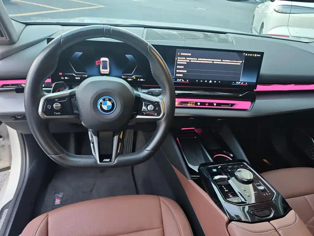 BMW i5 2024 — фото 9