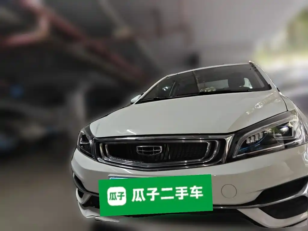 Geely Emgrand 2020 — фото 24
