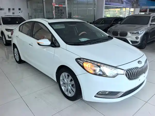 Kia K3 2015