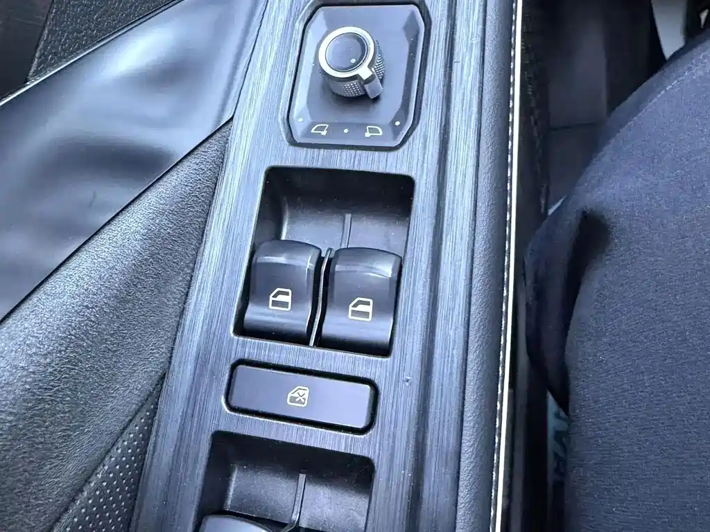 Haval H6 2023 — фото 18