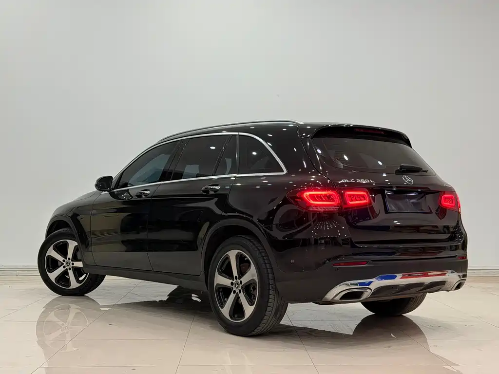 Mercedes-Benz GLC 2022 — фото 5