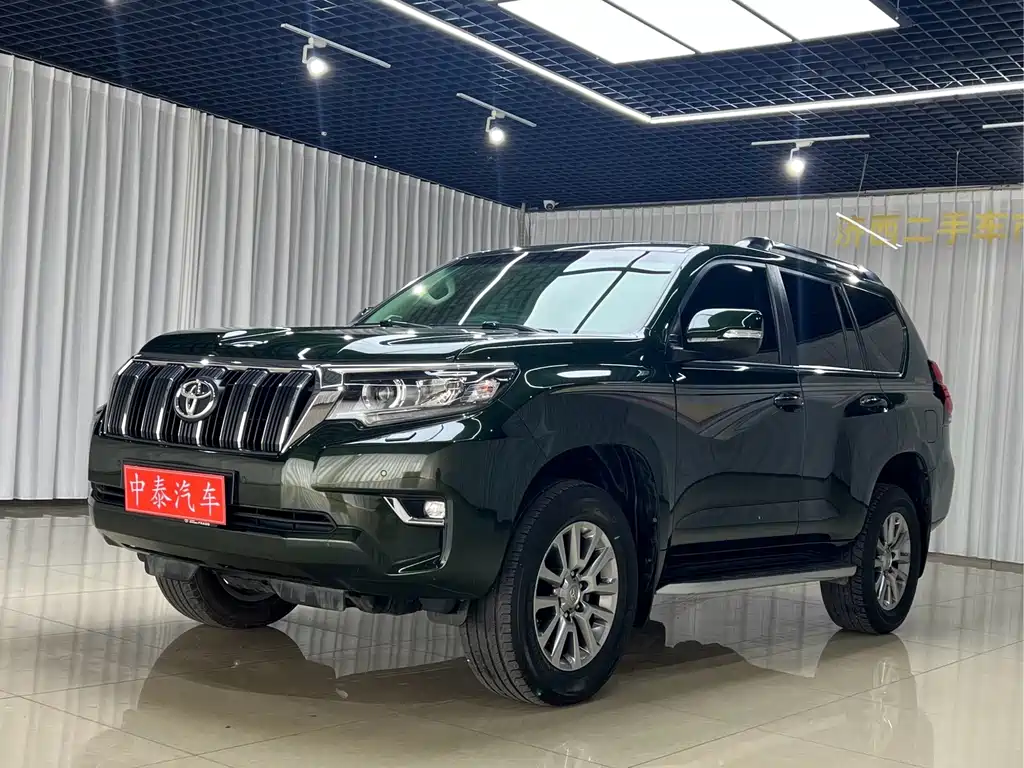 Toyota Prado 2019 — фото 1