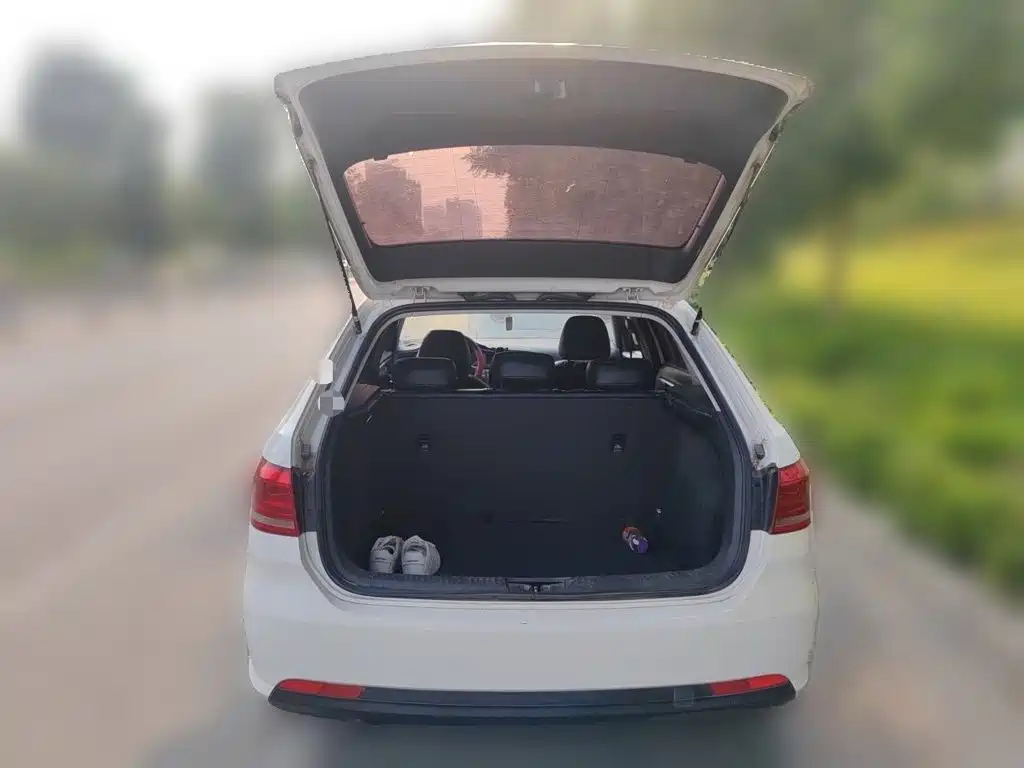 Volkswagen Gran Lavida 2015 — фото 10