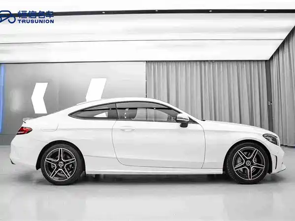Mercedes-Benz C-Class 2020