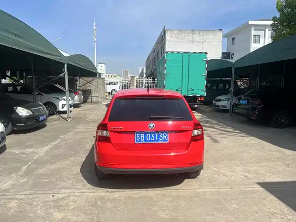 Skoda Rapid Spaceback 2014
