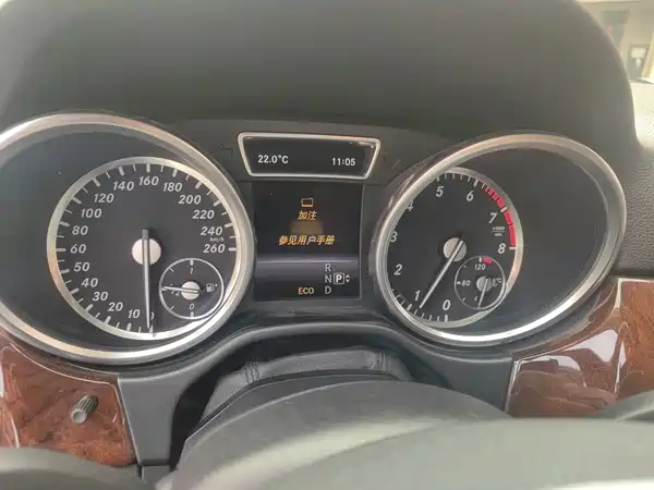 Mercedes-Benz M-Class 2015