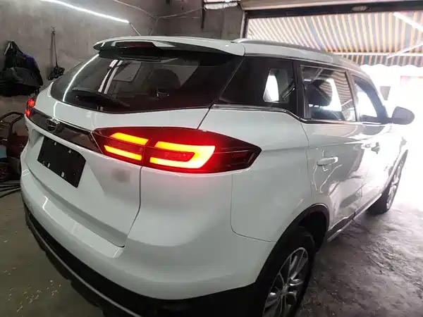 Geely Boyue 2018