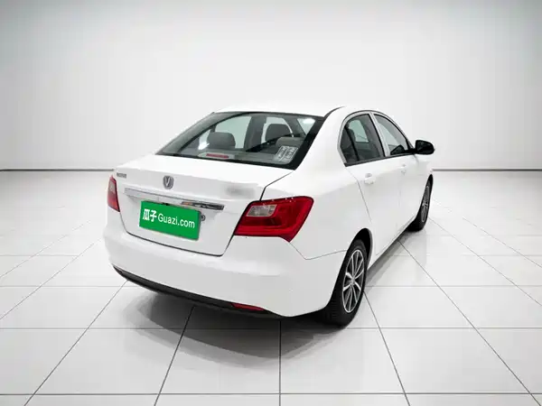 Changan Yuexiang V3 2016