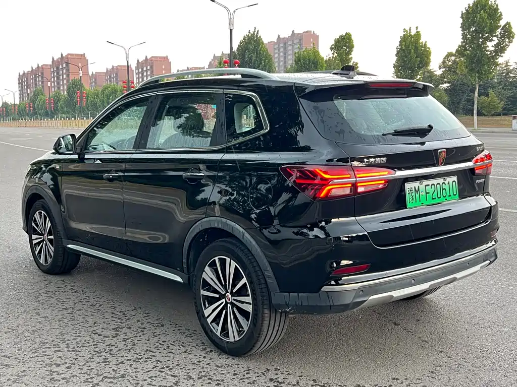 Roewe RX5 New Energy 2017 — фото 6
