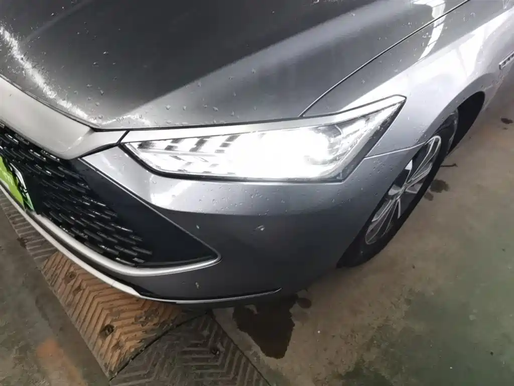 BYD Qin PLUS 2023 — фото 18