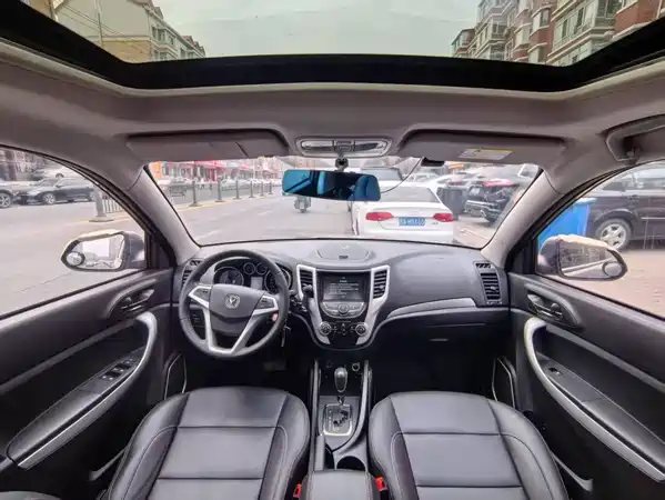 Changan CS35 2016