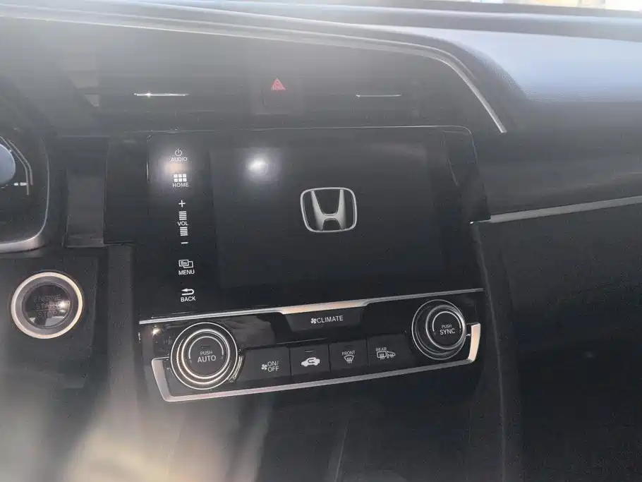 Honda Civic 2021 — фото 13