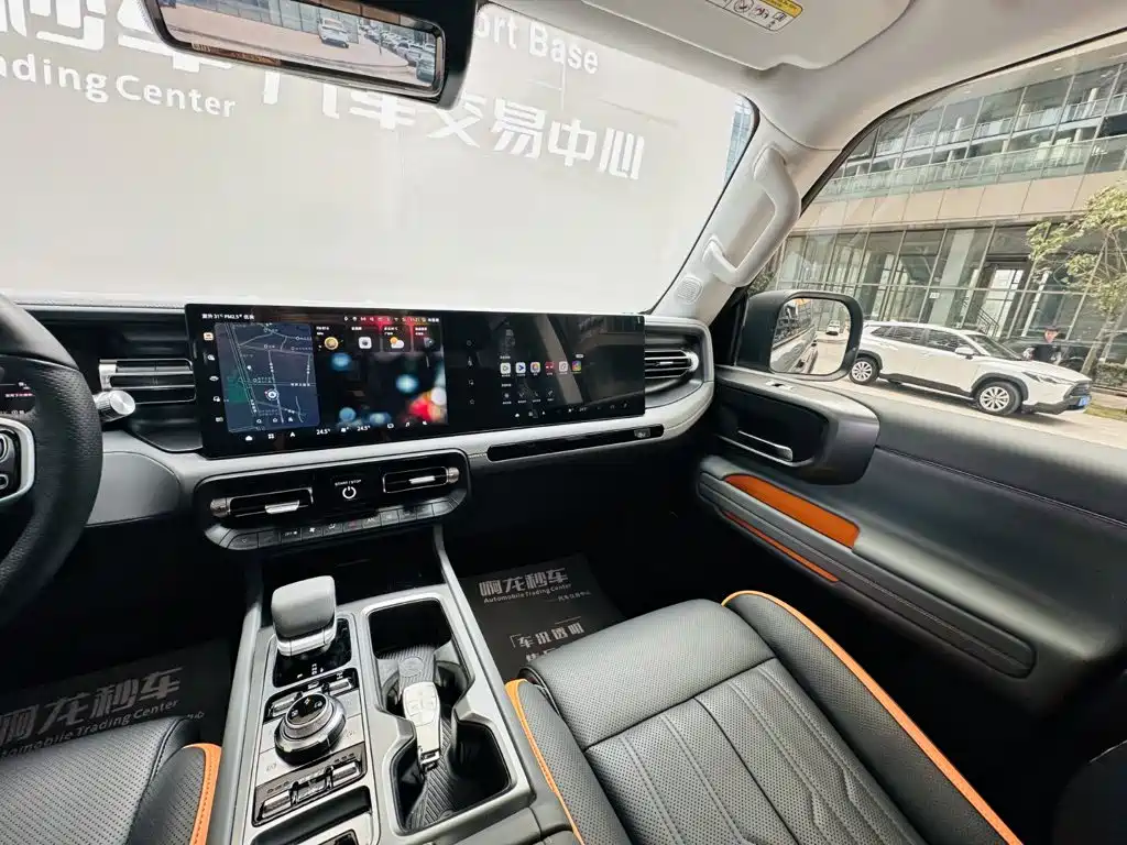 BAIC BJ40 Extended Range 2025 — фото 15