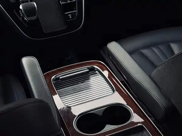 Hongqi HQ9 PHEV 2024