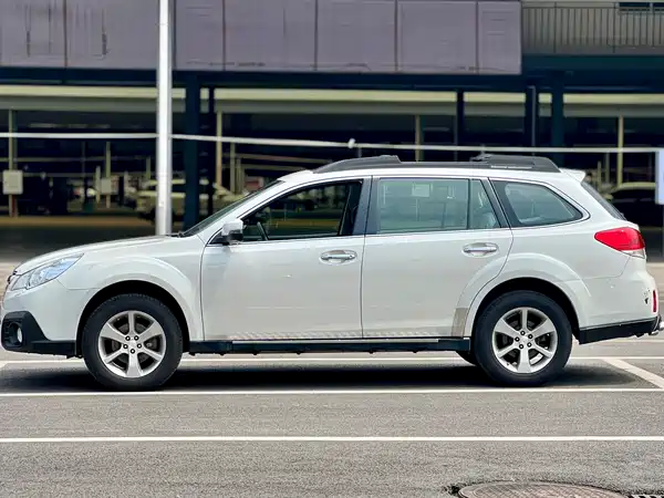 Subaru Outback 2013