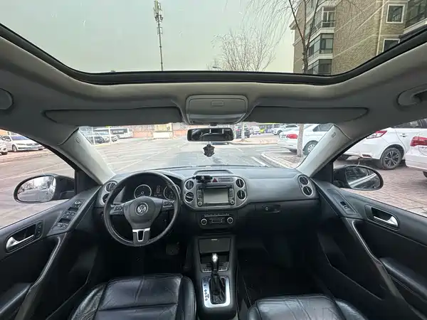 Volkswagen Tiguan 2012