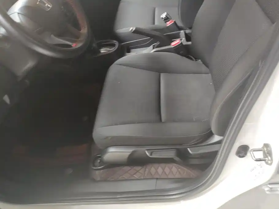 Honda Fit 2017 — фото 9