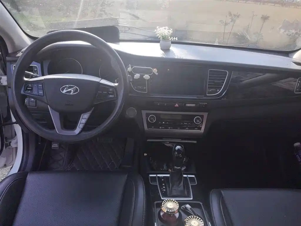 Hyundai Mistra 2014 — фото 13