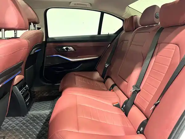 BMW 3 Series 2021