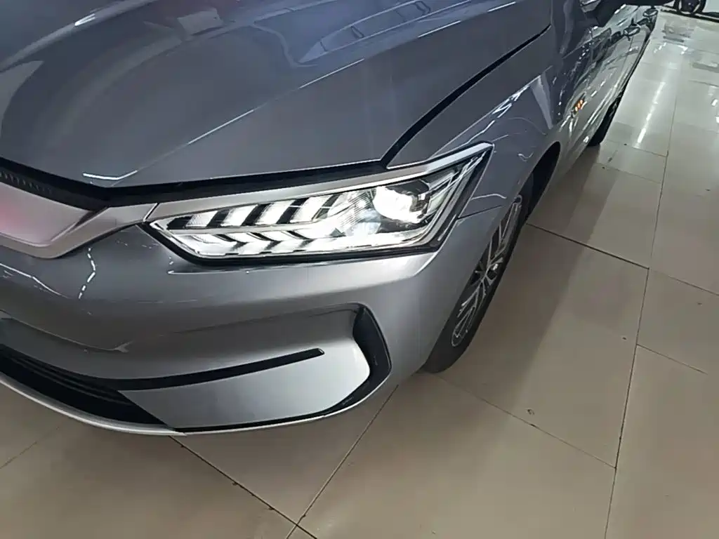 BYD Qin PLUS 2022 — фото 24
