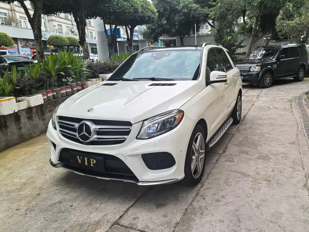 Mercedes-Benz GLE 2016 — фото 4