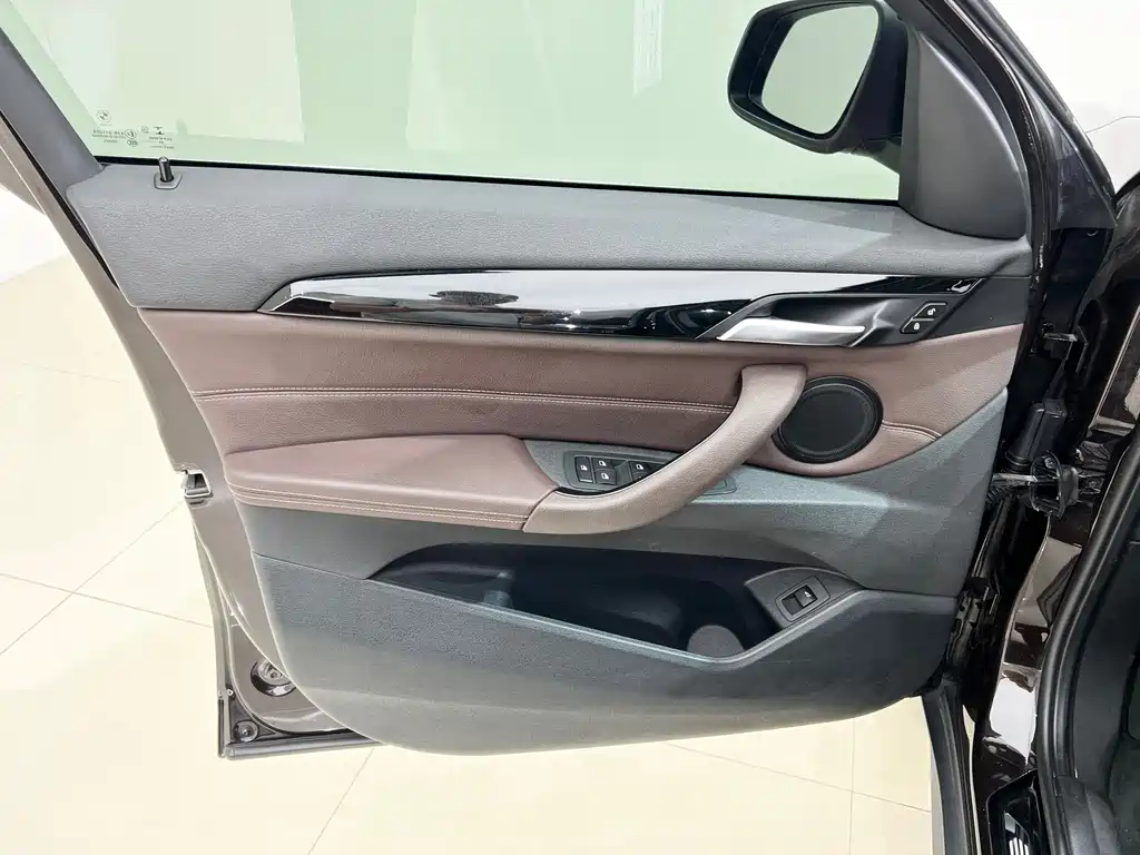BMW X1 2020 — фото 20