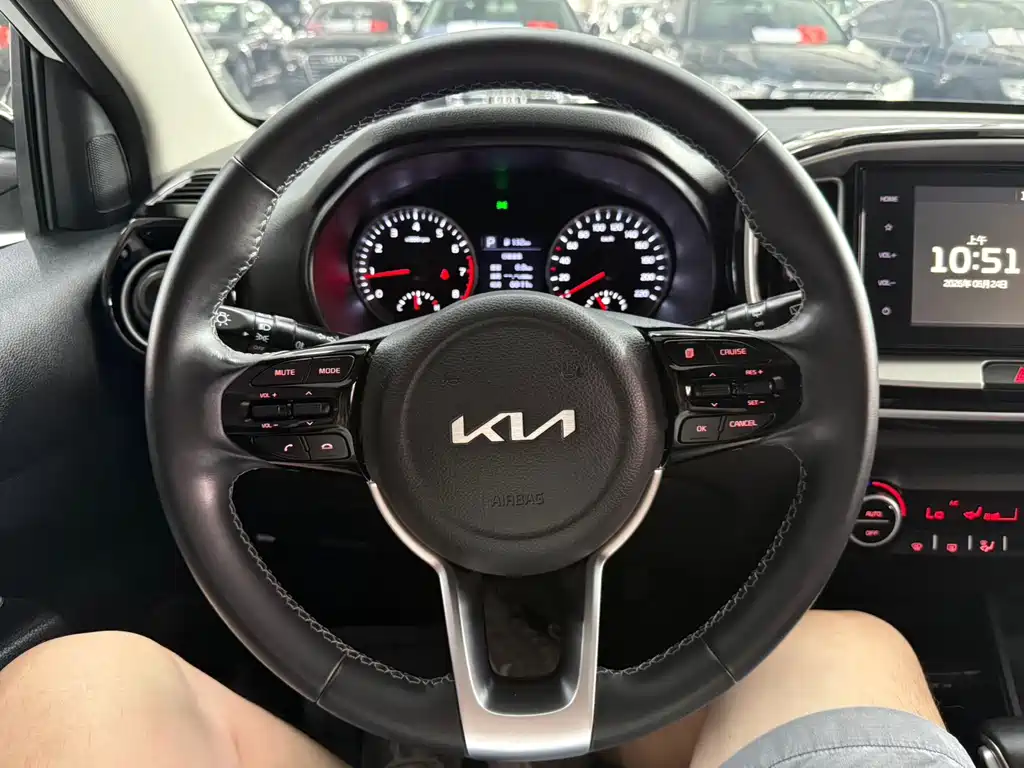 Kia KX1 2023 — фото 14