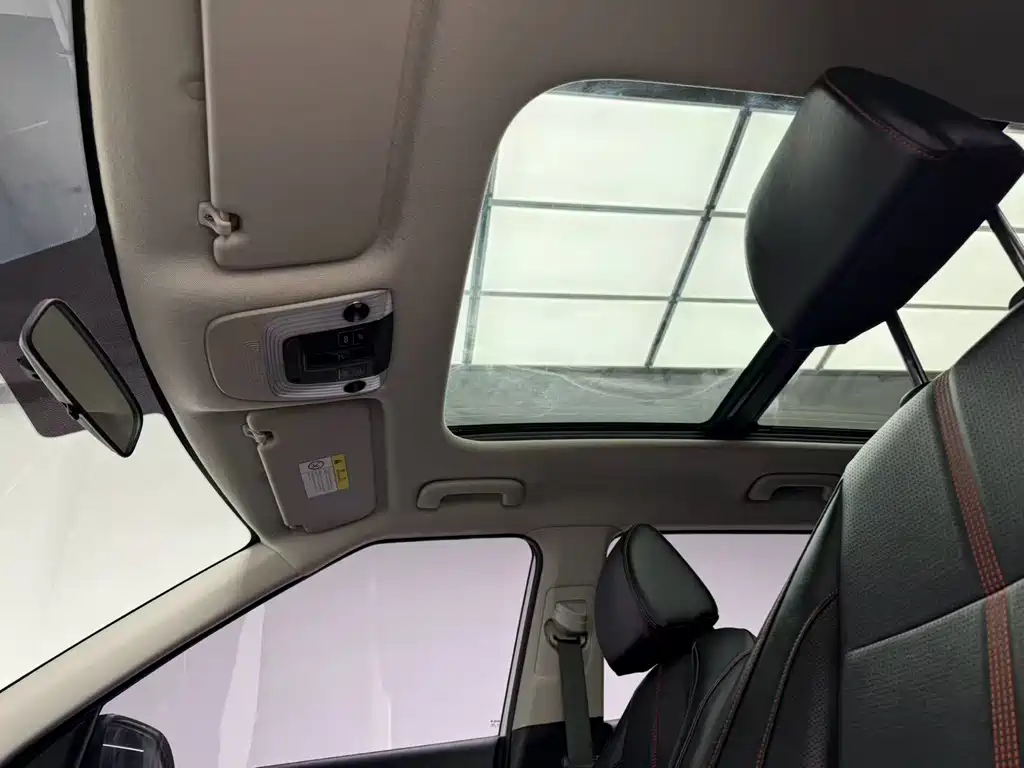 Kia KX3 2021 — фото 16