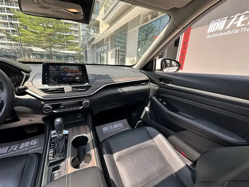 Nissan Teana 2022 — фото 17
