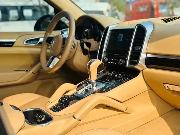Porsche Cayenne 2016
