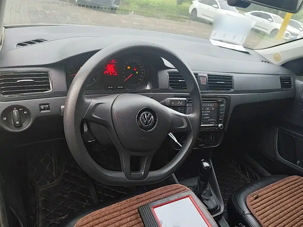 Volkswagen Santana 2018 — фото 10