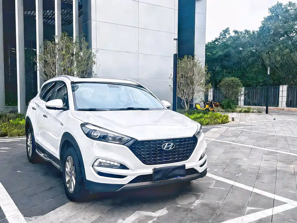 Hyundai Tucson 2016 — фото 3