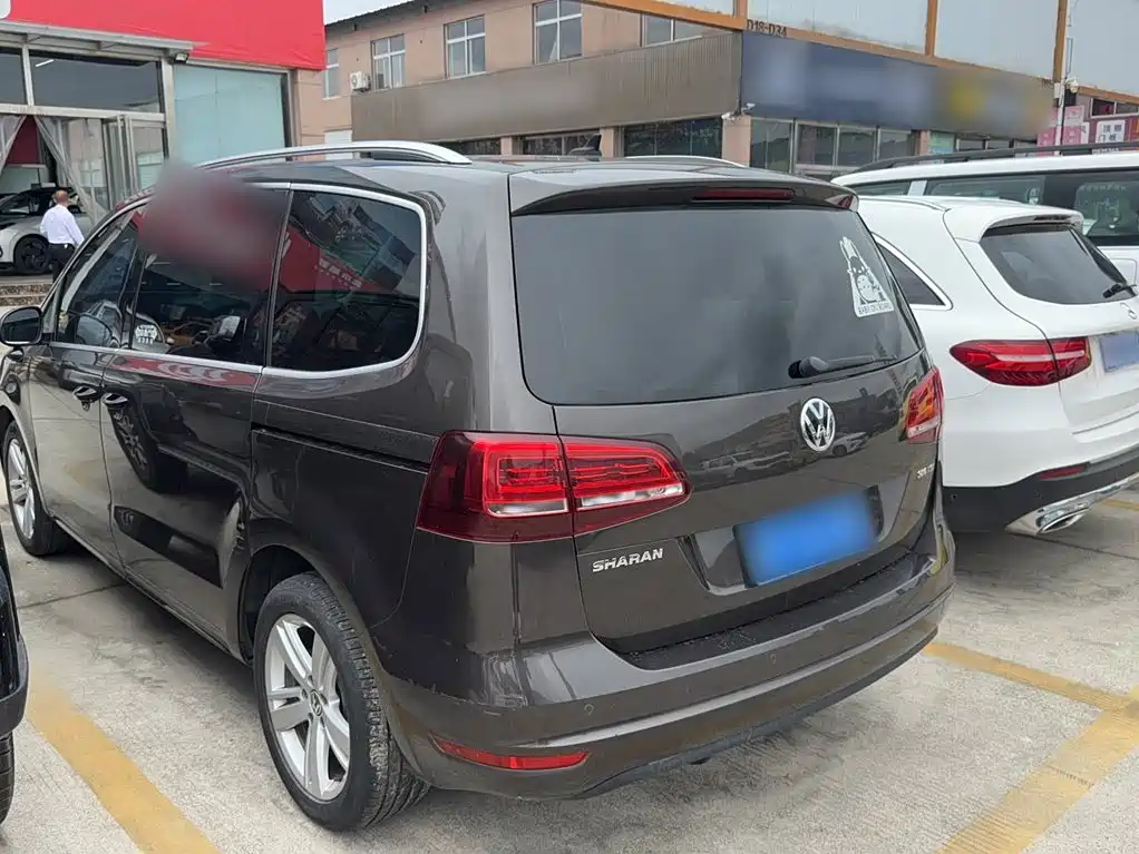 Volkswagen Sharan 2018 — фото 13