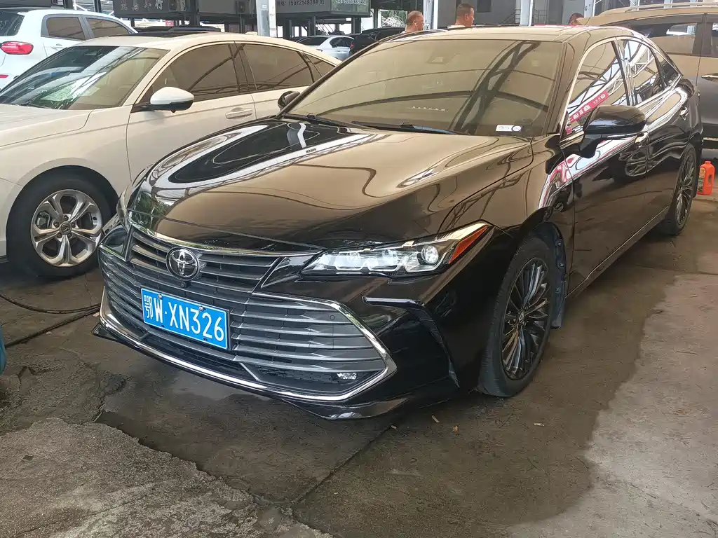 Toyota Avalon 2020