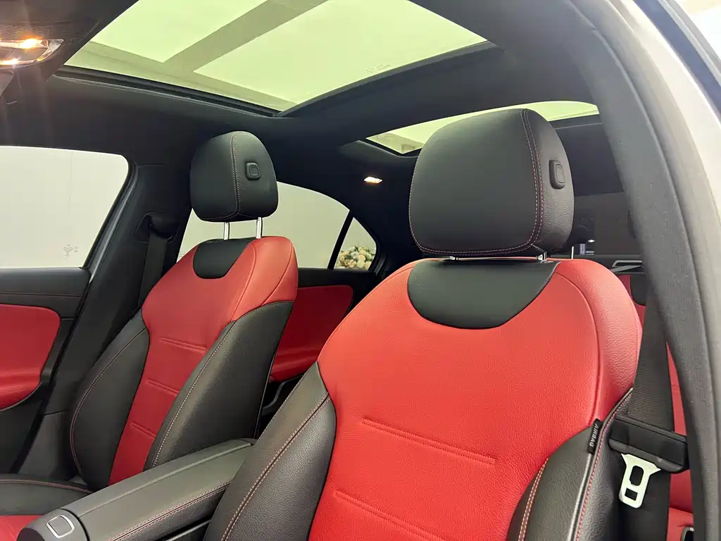 Mercedes-Benz A-Class AMG 2022 — фото 12